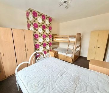 3 bedroom house to rent - Photo 3