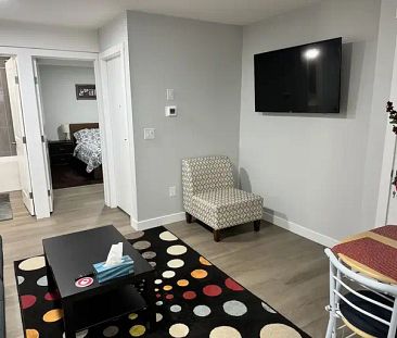 Cozy 1 bedroom legal basement suit | 182b Belmont Drive Southwest, Calgary, AB, Canada, Calgary - Photo 1