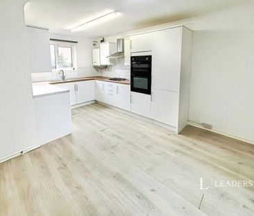 property to rent Kirkmeadow, Bretton, Peterborough, Cambridgeshire,... - Photo 5