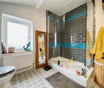 3 bedroom terraced house to rent - Photo 6