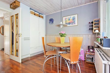 Århusgatan, Kista - Photo 2