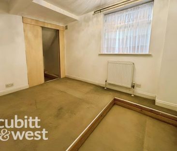 1 bedroom ground floor flat to rent - Photo 3