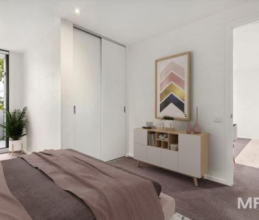 402/35 Simmons Street, South Yarra - Photo 2