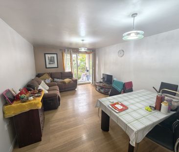 2 Bed Flat, Jeffrey Place, RG1 - Photo 2