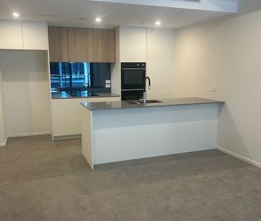 421/327 Northbourne Avenue "De Burgh", Lyneham ACT 2602 - Apartment... - Photo 4