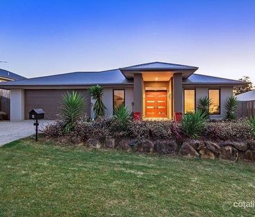 Executive Style Family Home - The Orchard Estate - Photo 4