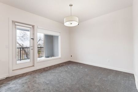 4 - 2101 17 Street Southwest, Calgary - Photo 2