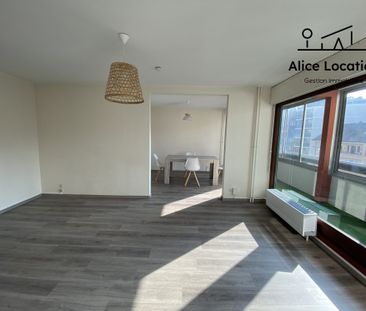Location Appartement 4 pièces 77m² THONON LES BAINS 74200 - Photo 1