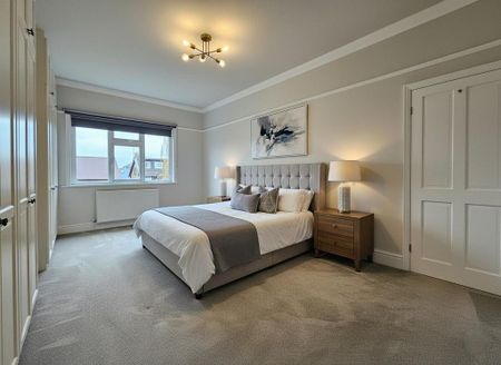 4 bedroom semi-detached house to rent - Photo 3