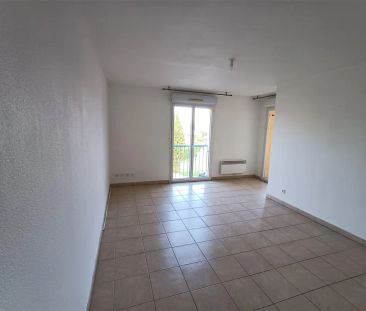 Location appartement 3 pièces - 56.85m² à Montauban (82000) - Photo 3