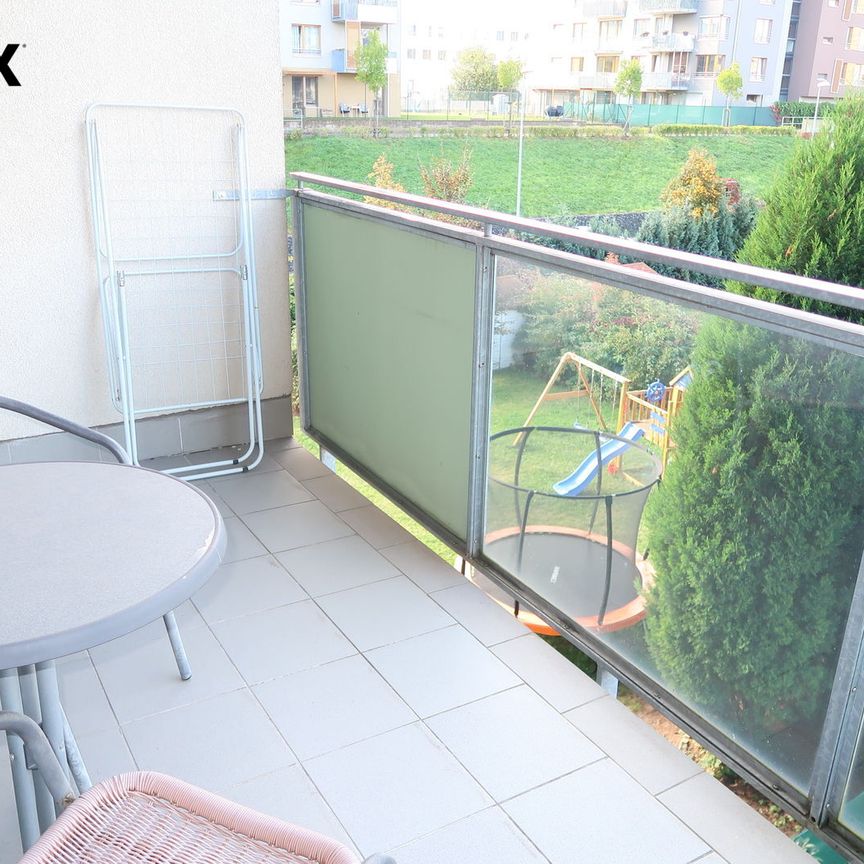 Pronájem bytu 1+kk v osobním vlastnictví 30 m², Praha 9 - Hloubětín - Photo 1