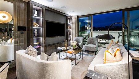 3 bedroom penthouse to rent - Photo 2