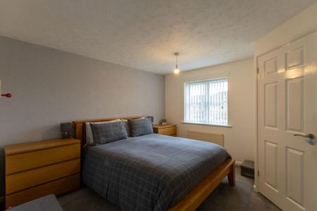 2 bedroom semi-detached house to rent - Photo 4