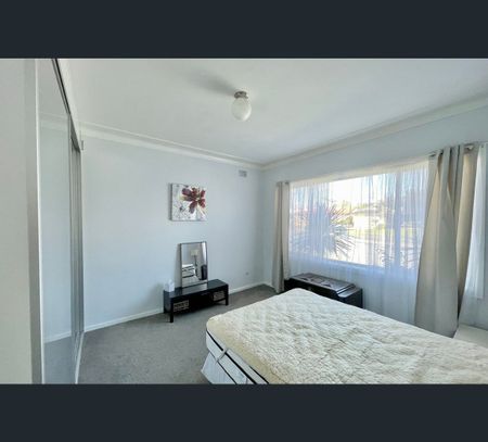 26 Pelican Street, Swansea, NSW 2281 - Photo 5