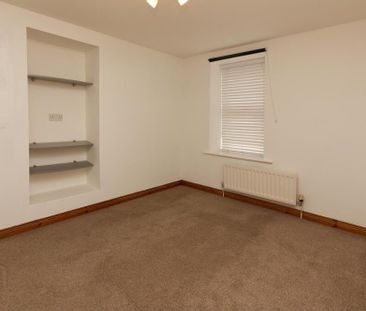 1b West Street, Newtownards, BT23 4EN - Photo 1