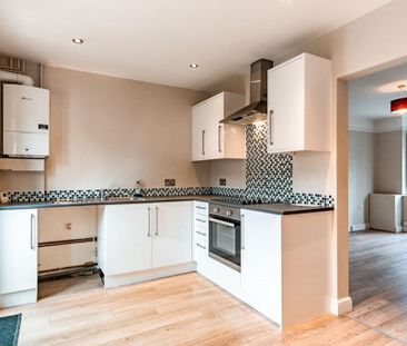 2 bedroom terraced house to rent - Photo 4