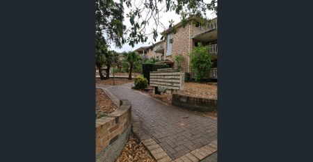 Ground Floor - Photo 4