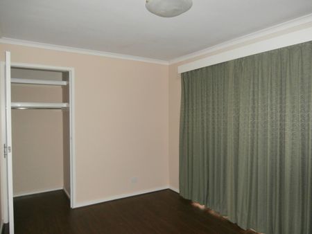 TOP LOCATION - 2 BEDROOM UNIT - Photo 4