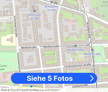 Moderne Dachgeschosswohnung mit Balkon & Einbauküche - Foto 1