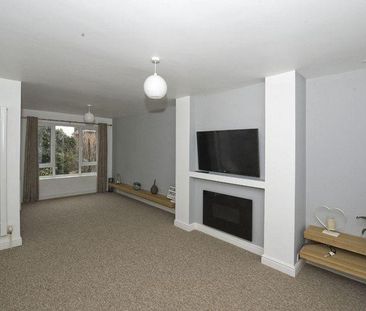 2 bedroom semi-detached house to rent - Photo 2