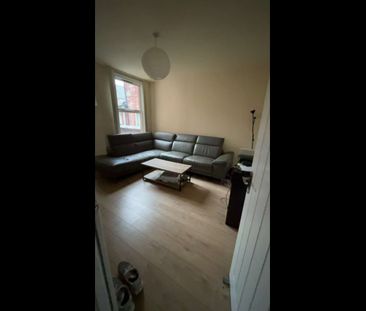 Room in a Shared House, Kimbolton Ave, NG7 - Photo 5