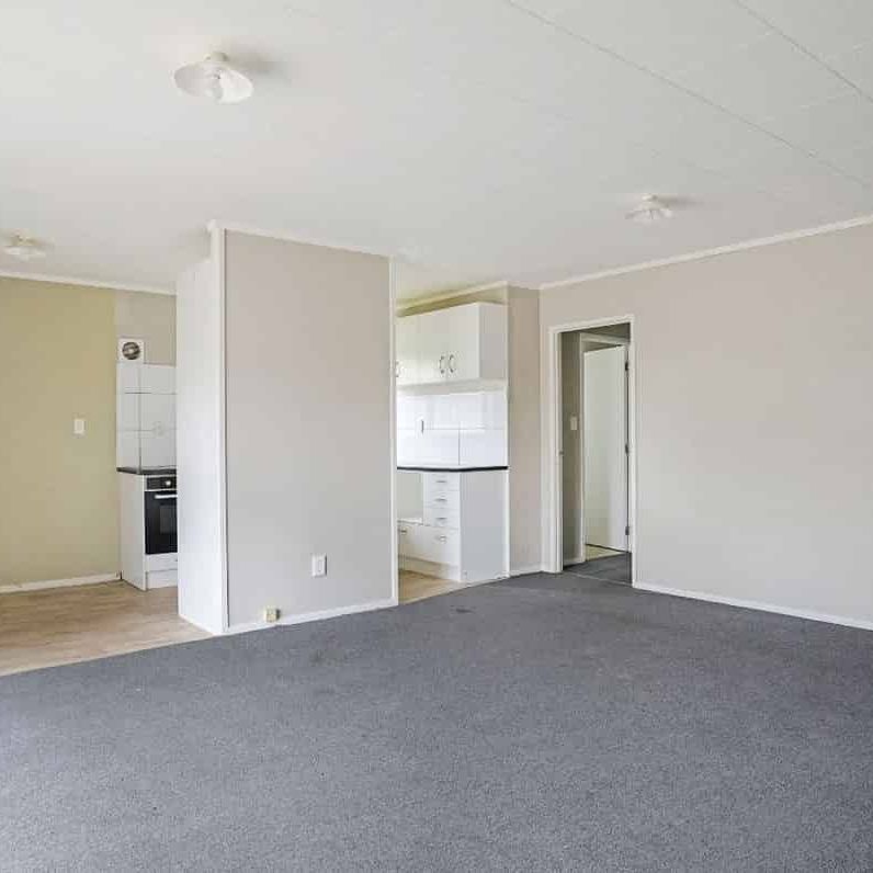 Manurewa, 5 bedrooms - Photo 1