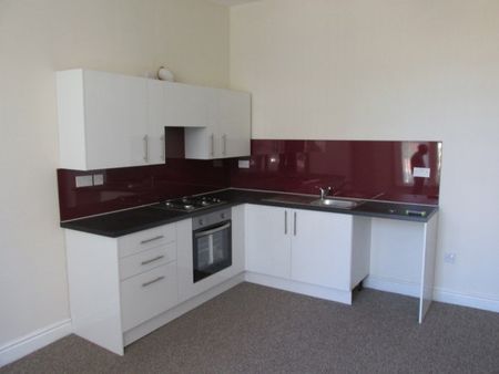 2 Bed - Pembroke Road, Bootle - Photo 5