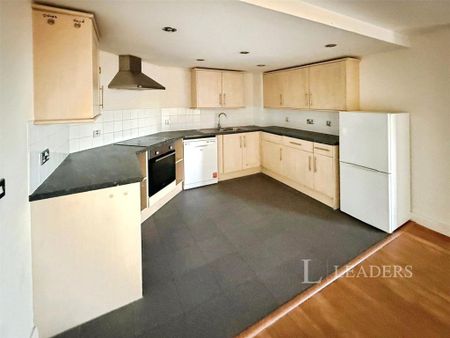 1 bedroom flat to rent - Photo 5