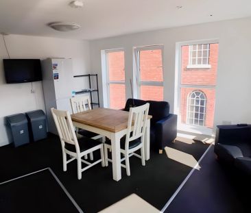 Ensuite Room - Photo 2