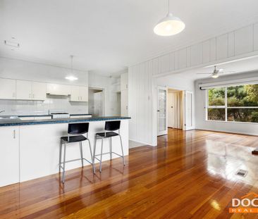 Comfortable 3 Bedroom Home - Photo 6