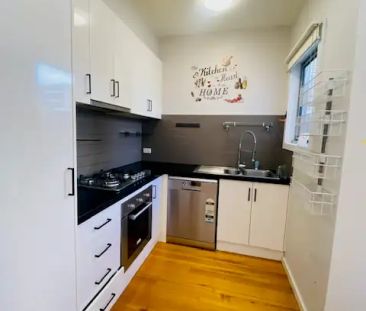 “Beautiful family home” - Photo 1