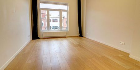 Appartement te huur in Elsene voor € 1.620 met 2 slaapkamers - Foto 4