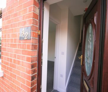 42 Lemberg Street, Belfast, BT12 6GH - Photo 4