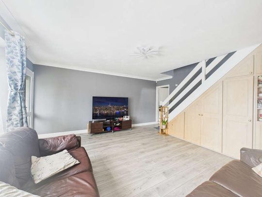 Slade Road, Stokenchurch, High Wycombe, Buckinghamshire, HP14 - Photo 1