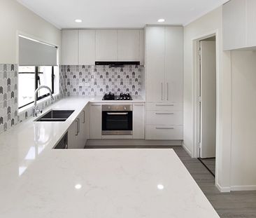 Mission Bay - 3 bedroom Duplex - Photo 4