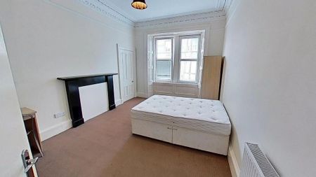 5 bedroom flat to rent - Photo 3
