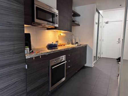 For Lease - 60 Annie Craig Drive Unit# 405, Toronto, Ontario - Photo 4