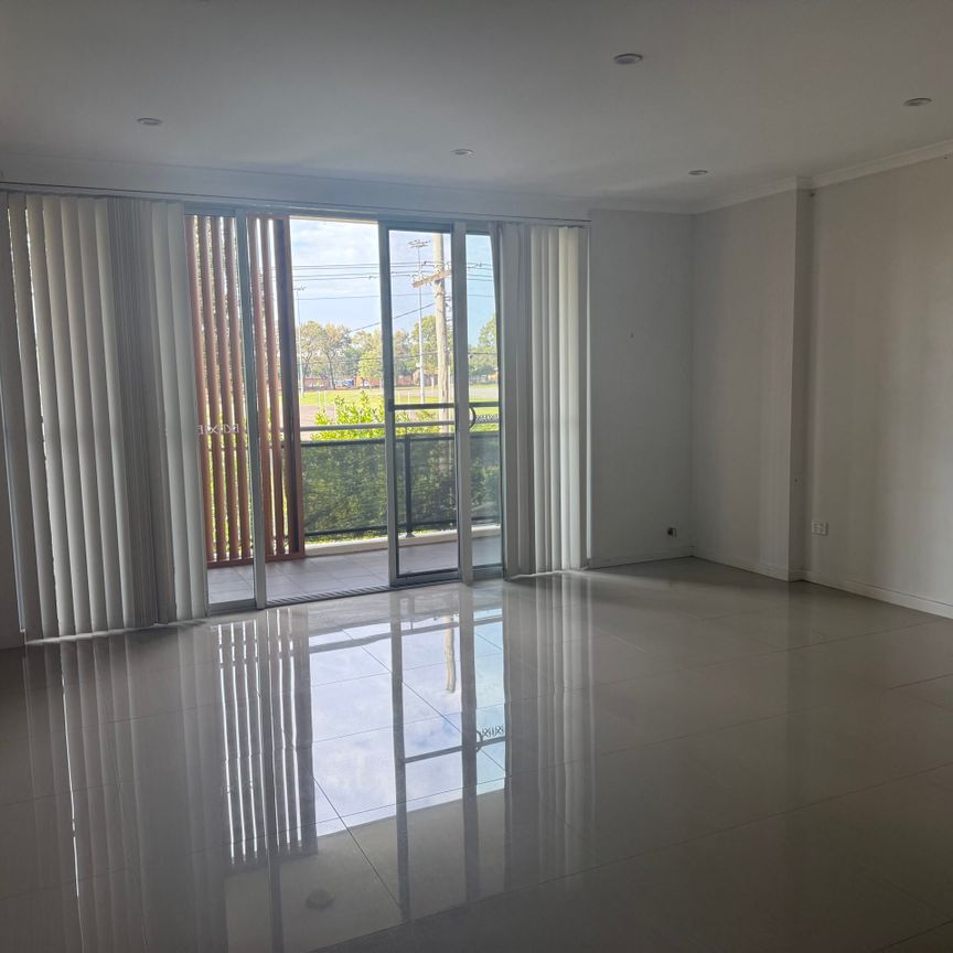 9/42-44 Hoxton Park Road, LIVERPOOL NSW 2170 - Photo 1