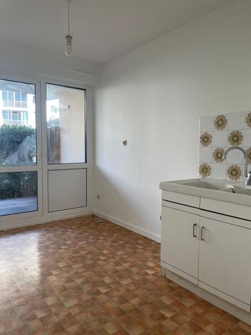 Location Appartement 2 pièces 62m² ANGLET 64600 - Photo 3