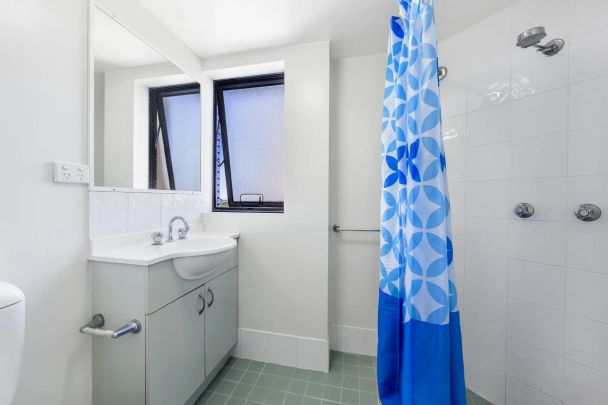 Furnished Studio Apartment in the Heart of Brisbane CBD - Photo 1