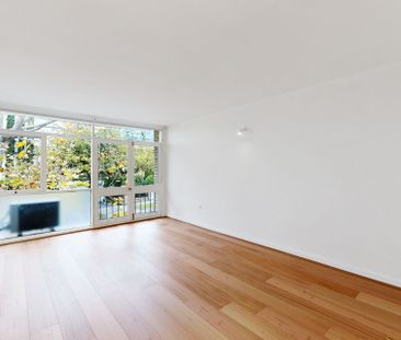 Unit 14/894 Burke Road, Canterbury. - Photo 1