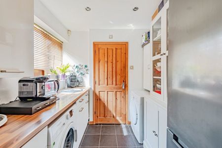 Ranmore Close - Photo 5