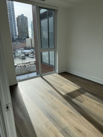 For Lease - 2088 James Street Unit# 209, Burlington, Ontario - Photo 2