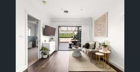 Easy Living in the Heart of Airport West - Photo 5