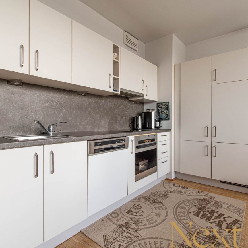 Gut aufgeteilte 2-Zimmer-Wohnung mit Einbauküche in Linz/Urfahr nähe JKU zu vermieten! - Photo 1