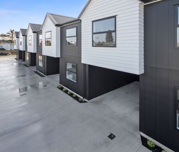 Near New, Bills Included! - Photo 2