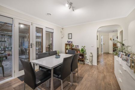 EXCITING LOCATION, EXCELLENT HOME - Photo 4