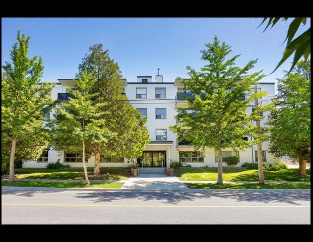 55 Forty Second St. | 55 Forty Second Street, Etobicoke - Photo 1