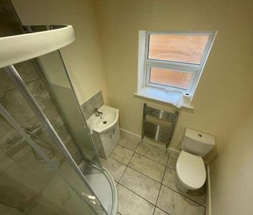 Cricklade Road, Swindon, SN2 - Photo 5