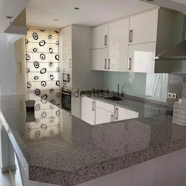 Alquiler de piso en Calle Señorío Gonzaga, 3 - Photo 1